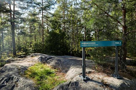 Tampereen Kaupissa sijaitseva Pirunvuori voitti ydinvoimalan sijoittelukilpailun, ja suunnitelmien mukaan voimalan olisi pitänyt aloittaa toimintansa vuonna 1990 vain neljän kilometrin päässä keskustasta.