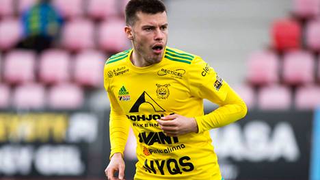 Kalle Katz pelasi täydet minuutit Ilveksen ottelussa IFK Mariehamnia vastaan sunnuntaina.