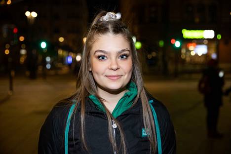 Ella Kokki, autotekniikan opiskelija, Tampere: ”Autotekniikka on parempi kuin konetekniikka.”