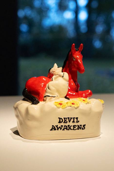Nick Cave: Devil Awekens, Piru herää.