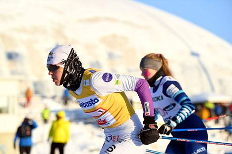Pirkkalassa hiihto-oppinsa saanut Eveliina Piippo oli kelpo vireessä SM-hiihtojen avauspäivänä Imatralla.