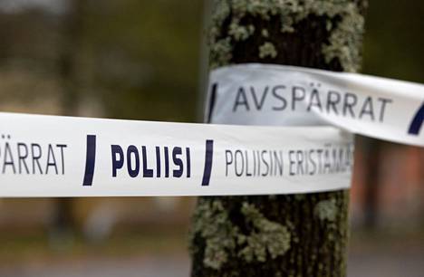 Poliisi tutkii epäiltyä murtosarjaa Porissa.