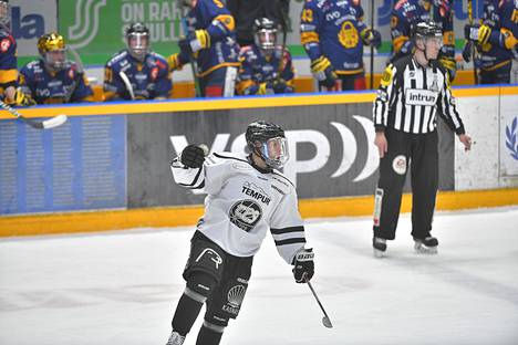 Henrik Larsson iski avausfinaalin ensimmäisen osuman. Kuva: Juha Sinisalo