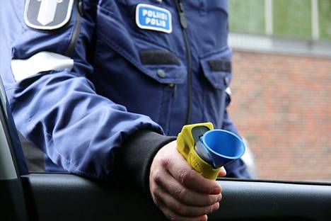 Poliisi onl liikkeellä juhannuksena koko Lounais-Suomessa. Kuvituskuva