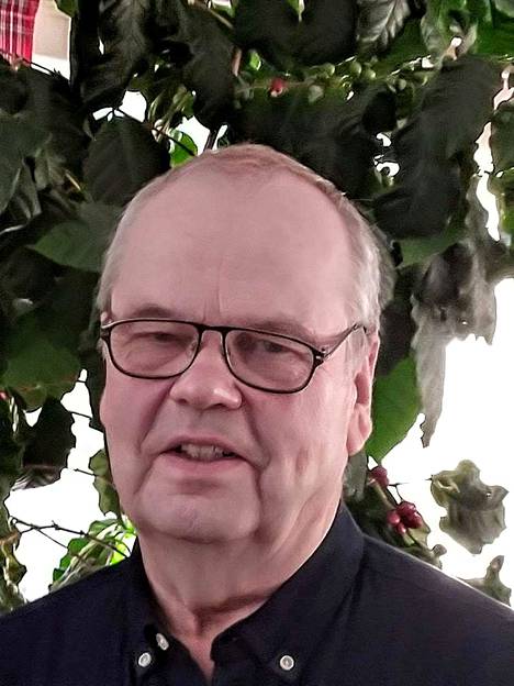 Rauno Saari kirjoittaa, että villiminkki ja supikoira pitäisi saada pois suomalaisesta luonnosta. Saari toimi vuosina 2003–2009 Länsi-Suomen läänin maaherrana.