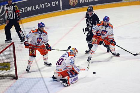 Christian Heljanko on päästänyt neljään finaalipeliin neljä maalia.