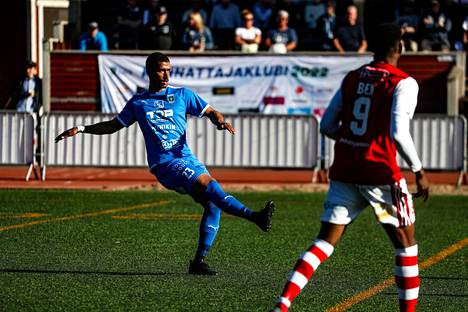 TamU pelaa elokuun viidestä ottelustaan kaksi kotikentällä. Ensimmäisenä vastassa on espoolainen FC Honka Akatemia. Kuvassa TamUn Biran Jeng kesäkuisessa B-lohkon kärkipelissä Ilves-Kissoja vastaan.