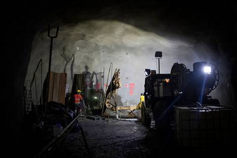 Dragon Miningilla on maanalainen kaivos Huittisissa, josta kultamalmi tulee rikastettavaksi Stormiin Sastamalaan. 