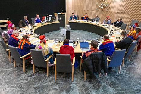 Saamelaiskäräjien järjestäytymiskokous Inarissa vuonna 2020.