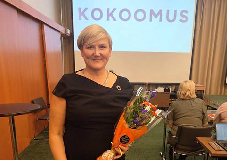 Keuruulainen Emilia Koikkalainen valittiin Kokoomuksen puoluevaltuuston 1. varapuheenjohtajaksi.