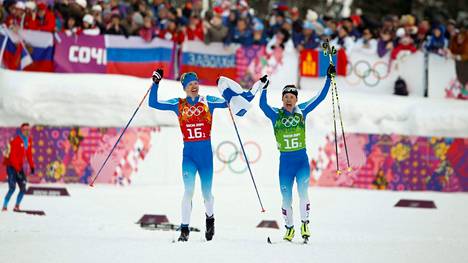Iivo Niskanen ja Sami Jauhojärvi voittivat ikimuistoisesti sprinttiviestin olympiakultaa vuonna 2014 Sotšin kisoissa.