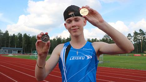 Kankaanpään seudun Leiskun Tomi Mäkitalo juoksi viime vuoden elokuussa SM-kisoissa sekä kulta- että hopeasijalle. Nyt Tampereella hän ahkeroi kahdessa juoksussa.