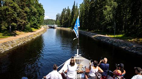 Muroleen kanava lukeutuu Pirkanmaan hienoimpiin vesistökohteisiin. Aamulehti matkasi Tarjanne-laivan kyydissä Tampereelta Ruovedelle viime kesäkuussa. 