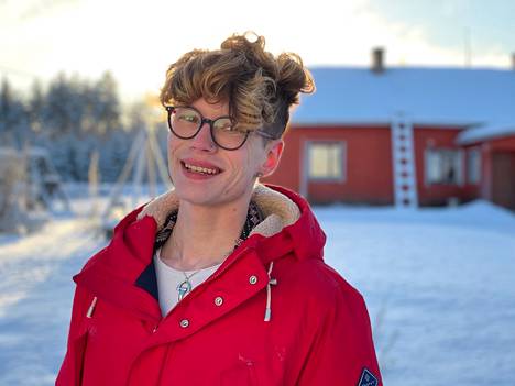 Jani Urjalasta on yksi heistä, jotka etsivät rakkautta Maajussille morsian -ohjelmassa.