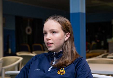 Lukon 14-vuotias Senja Siivonen voitti Suomen joukkueen kanssa olympiafestivaalien pronssia. 