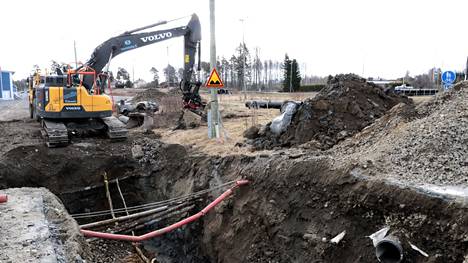Uuden Lekokadun rakentaminen alkoi Kokemäellä. Nykyinen Lekokatu jouduttiin katkaisemaan liikenteeltä pariksi viikoksi rakennustöiden takia.