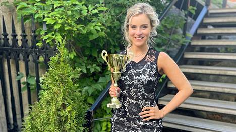 Monica Norrgrann osallistui viime viikolla Pitsimissi 2022 -kisaan. Hänet palkittiin finalistien suosikkina.