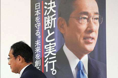 Japanin pääministeri Fumio Kishidan Liberaalidemokraattinen puolue liittolaisineen sai reilusti yli 80 paikkaa parlamentin ylähuoneen vaaleissa.