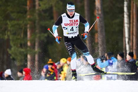 Lauri Vuorinen jäi SM-sprintissä neljänneksi. Voitto meni Ristomatti Hakolalle, hopea Joni Mäelle ja pronssi Lauri Lepistölle.