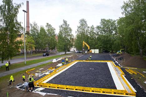 Tältä näyttää padel-kentän työmaa Eteläpuistossa Tampereella.