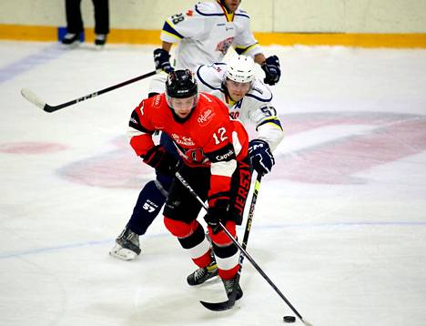Pyryn Valtteri Välimäki nousi illan sankariksi. Kuva on otettu Pyryn pelissä Huntersia vastaan 17. syyskuuta. 