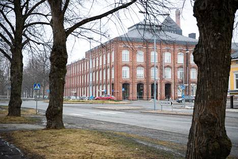 Turun yliopiston säästöaikeet saattavat kohdistua myös Porin yliopistokeskukseen. 