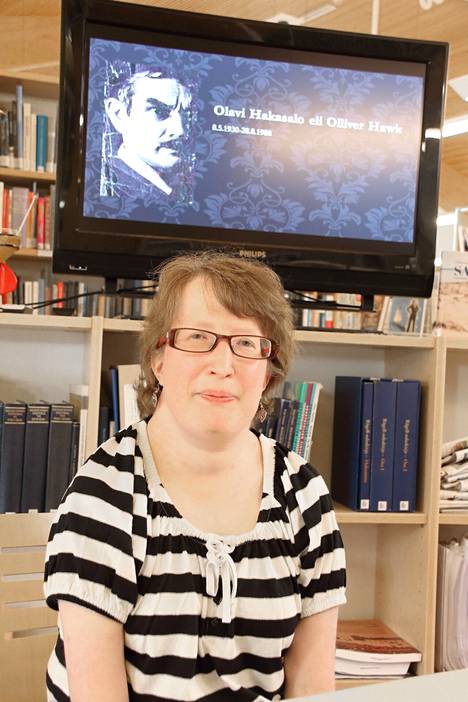 Vuonna 2018 Helena Lehtonen loi kirjastoon sähköisen infotaulun.