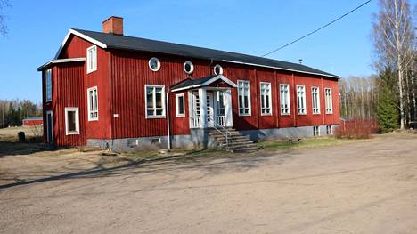 Tapahtuma pidetään Vähikkälän seuratalolla.