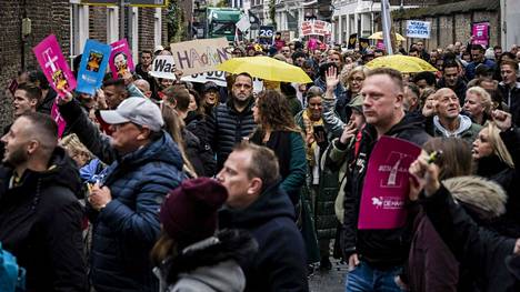 Protestoijia oli lauantaina koolla Bredassa lähellä Belgian rajaa. 300 henkilön marssi sujui rauhallisesti, toisin kuin muun muassa Haagissa.