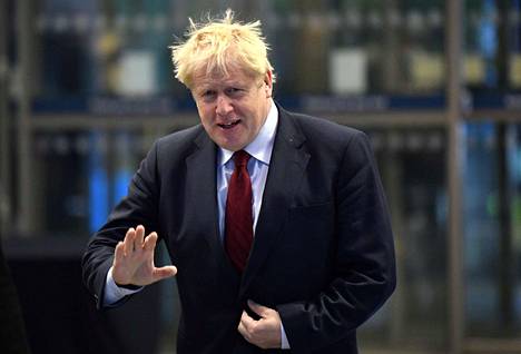 Britannian pääministeri Boris Johnson saapui tiistaina konservatiivipuolueen kokoukseen Manchesteriin.