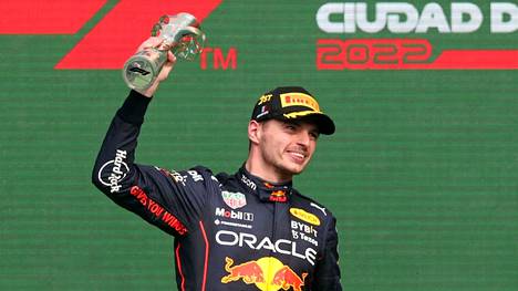 Max Verstappen rikkoi Meksikossa F1:n yhden kauden voittoennätyksen.