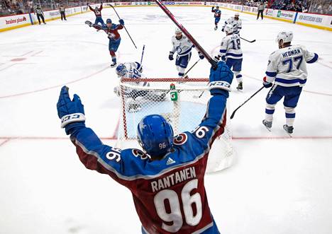 Colorado Avalanchen suomalaishyökkääjä Mikko Rantanen on ollut tehokas NHL:n pudotuspeleissä.