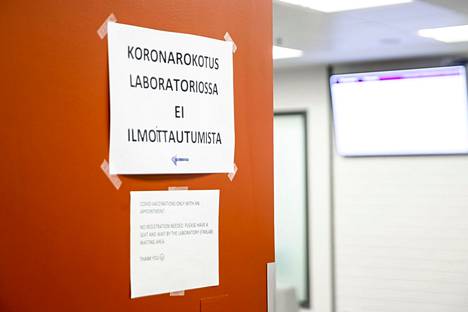 Hatanpään sairaalalla jaettiin walk-in koronarokotuksia heinäkuussa 2022.