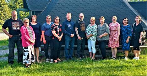 Kahdella uudella jäsenellä suurentunut Leader Joutsenten reitin hallitus käsitteli kuusi uutta hankehakemusta kokouksessaan 7. kesäkuuta Houhajärvellä, Levon metsästysseuran majalla.