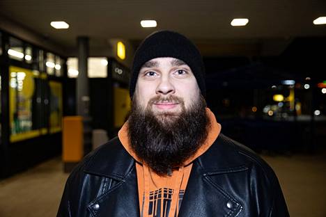 Juuso Pajala, 28, tuotantokoordinaattori, Ylöjärvi: ”Olisipa korona jo ohi.” 