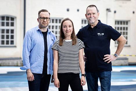 Tomi Nordlund (vas.), Marika Lehto ja Antti Marttinen ovat Aamulehden uudet kolumnistit. 