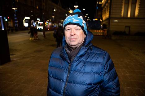 Erkki Ojutkangas, 67, Pirkkala: ”Tampere on todella hieno kaupunki varsinkin nyt, kun Hämeenkatu on täydessä kunnossa. Täytyy myös sanoa, että bussi numero 8 Pirkkalaan on aina kuin nuijalla lyöty, joten toivon ratikkaa myös sinne.”