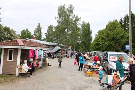 Kirpputoreja järjestetään lauantaina eri puolilla Sastamalaa. Tämä kuva on Karkusta kesältä 2018.