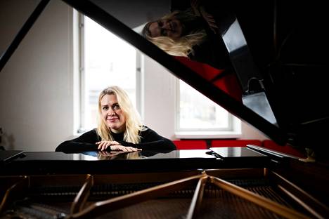 Pianisti Heini Kärkkäinen on johtanut Tampereen kamarimusiikkifestivaalia tapahtuman alusta lähtien.