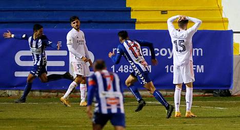 Alcoyano järjesti jättiyllätyksen keskiviikkona. Lauantaina nähdään, miten Real Madrid reagoi tulokseen.