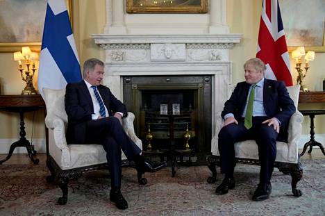 Presidentti Sauli Niinistö ja Britannian pääministeri Boris Johnson tapasivat viimeksi Lontoossa 15. maaliskuuta tänä vuonna. Johnson saapuu tapaamaan Niinistöä Helsinkiin 11. toukokuuta.