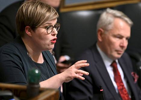 Valtiovarainministeri Annika Saarikko (kesk.) kertoi, että hallituksessa on yksimielisyys lisätoimien tarpeesta.