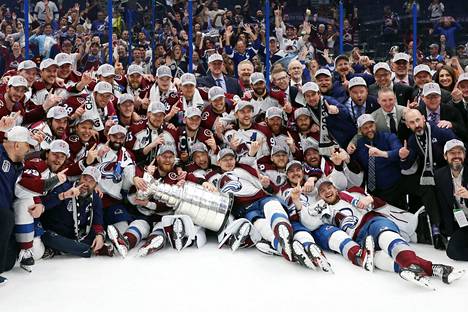Colorado Avalanche voitti kolmannen Stanley Cup -mestaruutensa. 