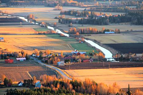 Talorykelmä on yhä tiivis paikalla, jossa jo vuosisatoja sitten sijaitsi Yttilän ryhmäkylä.