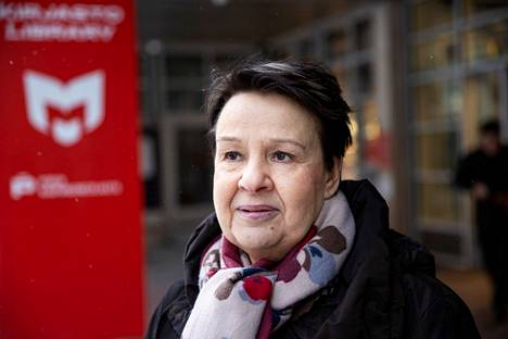 Sosiaali- ja terveysministeriön kansliapäällikkö Kirsi Varhila on yksi virkaa hakeneista.