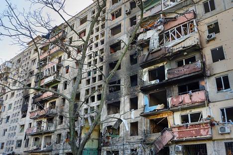 Sodan tuhot näkyvät Ukrainan kaupungeissa. Sodan kynsissä taistelevassa maassa on tuhansia tarinoita, tässä jutussa kerrotaan yksi niistä. Kuvituskuva.