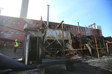 Elokuussa 2019 Säterillä jouduttiin sammuttamaan tulipaloa, joka oli saattanut lähteä laitteiden purusta tulleesta kipinästä. Seuraavana aamuna tehtaalla selviteltiin palon jälkiä.