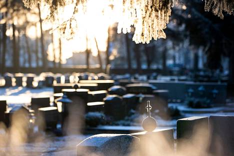 Käppärän hautausmaalla tehtiin ilkivaltaa viime vuoden kesällä. Arkistokuva hautausmaalta.