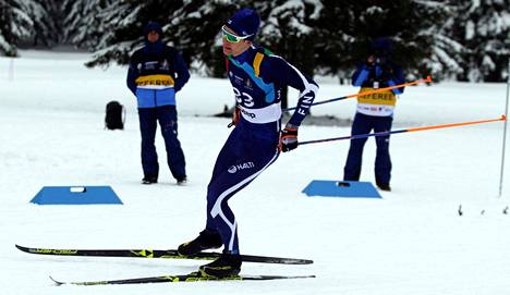 Tino Stenman edusti Suomea nuorten olympiafestivaaleilla Sarajevossa 2019.