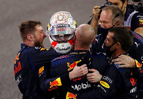 Max Verstappen on F1-sarjan maailmanmestari.